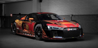 2016 Audi R8 LMS 12h Bathurst Front Angle